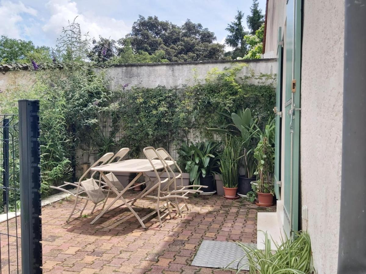 Apartment Jonzac-gite-lepuits